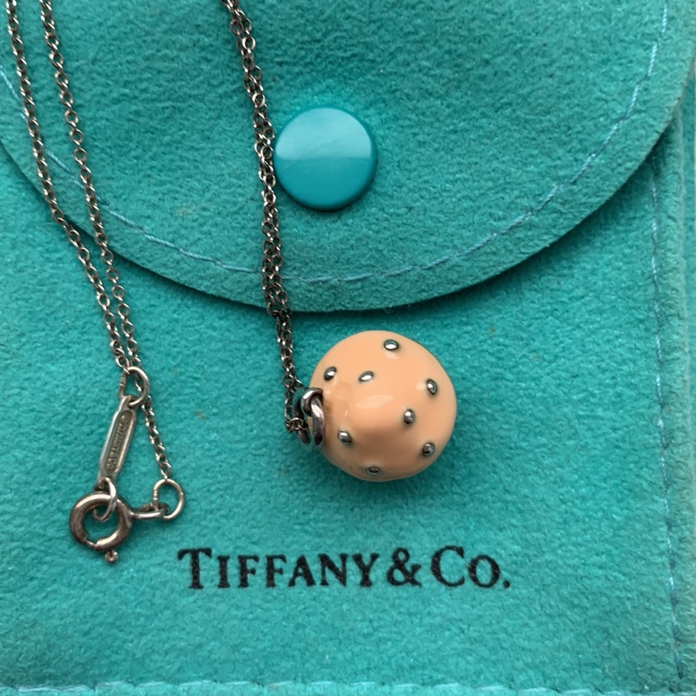 Tiffany &. Co. Enamel and sterling silver 925 pink cupcake necklace